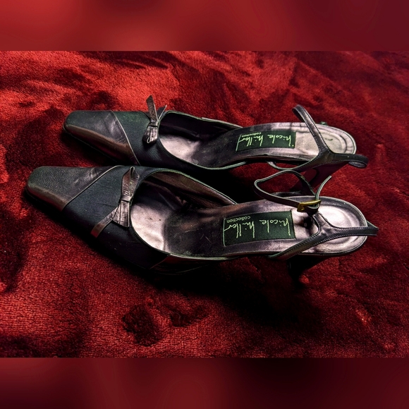 Nicole Miller Dark Purple Heels Size 6 - Picture 2 of 5